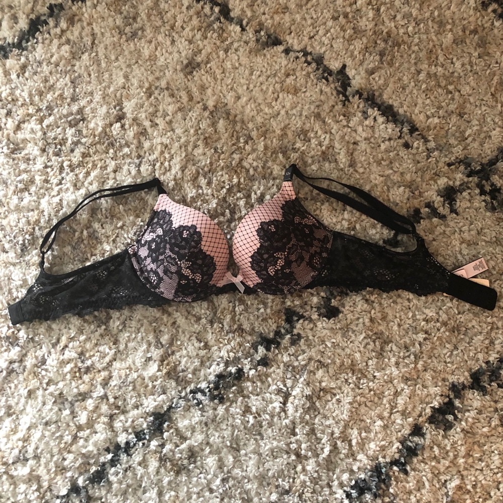 VS Dream Push Up Bra 32 B